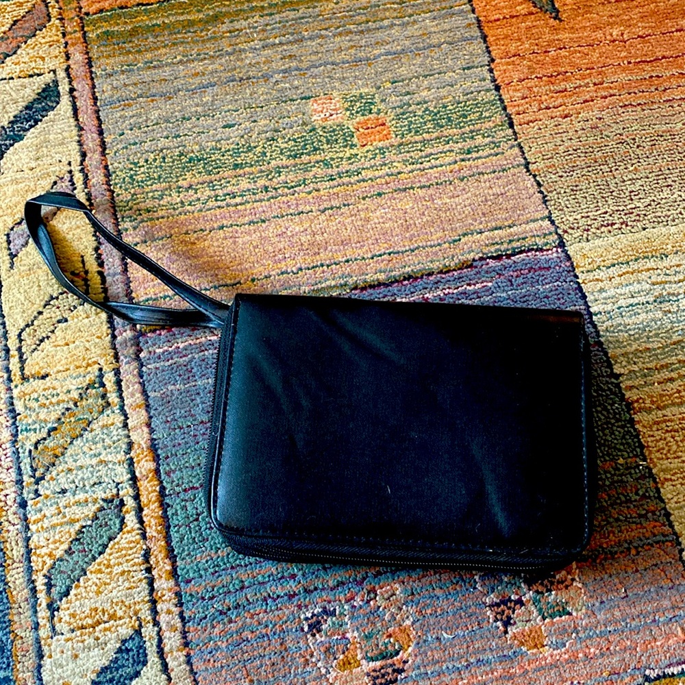 Wallet/Purse - Picture 5 of 5
